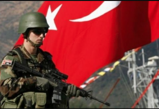 Soldați turci