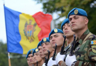 soldati ai armatei Republicii Moldova