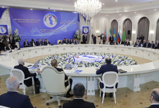 Președinții Rusiei, Kazahstanului, Iranului, Azerbaidjanului și Turkmenistanului au semnat o convenție privind statutul Mării Caspice 