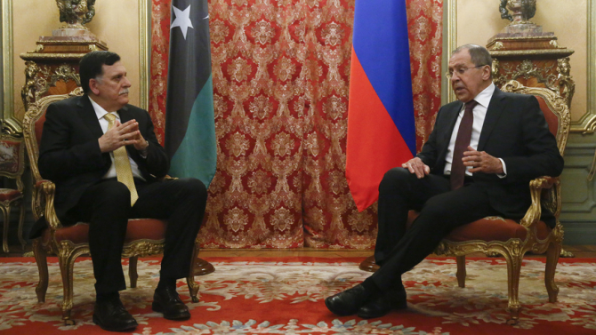 prim-ministrul Libiei, Fayez al-Sarraj şi ministrul de externe rus Serghei Lavrov