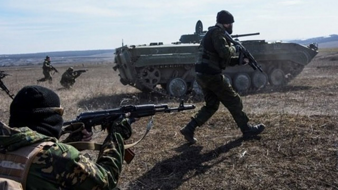 Război Ucraina: Separatisti prorusi în timpul unui atac împotriva Armatei din Ucraina în confruntările din estul țării