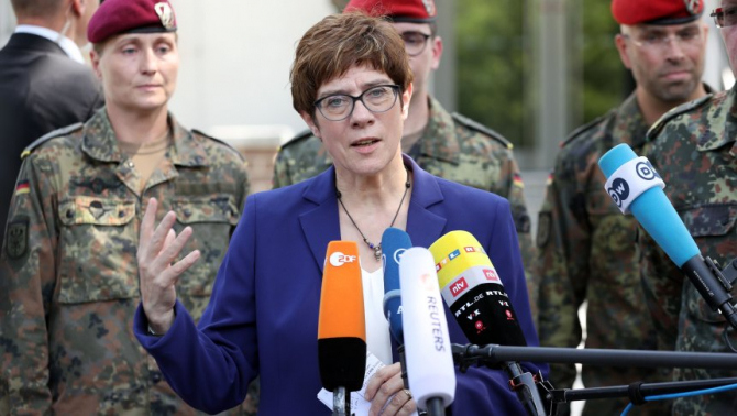 Noul ministru german al apărării, Annegret Kramp-Karrenbauer