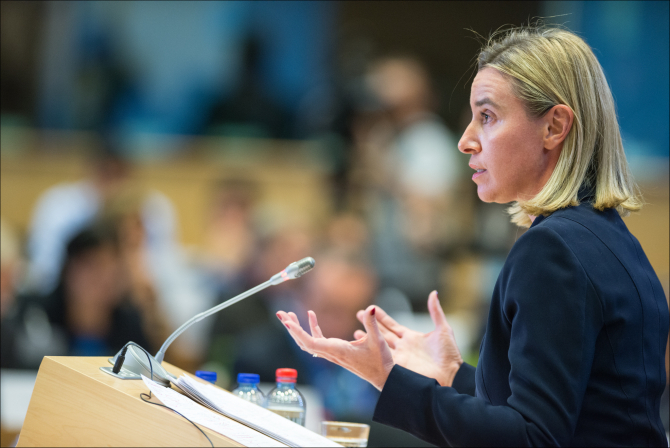 şefa diplomaţiei europene, Federica Mogherini