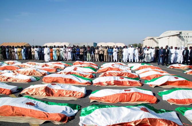 Zeci de militari au fost uciși într-un atac de gruparea Stat Islamic din Niger