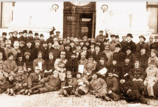 „Sfatul Țării”, care a decis la 27 martie 1918 Unirea Basarabiei cu Regatul României