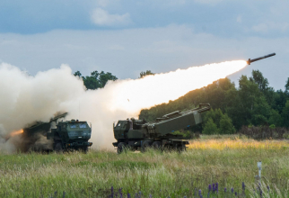 High Mobility Artillery Rocket Systems (HIMARS) M142
