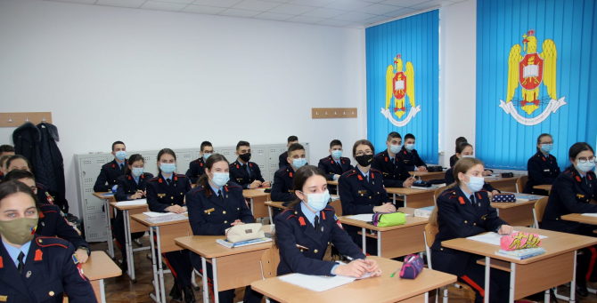 Elevi militari  Sursa foto: MApN