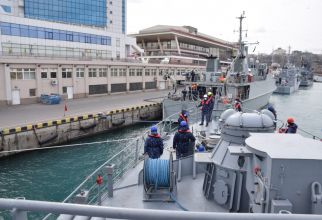 Dragorul Maritim Lt. Lupu Dinescu, escală în Portul Odessa  Sursa foto: Forțele Navale Române