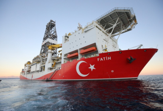 Nava de foraj Fatih a Turciei
