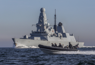 Distrugătorul HMS Defender, sursă foto: Royal Navy
