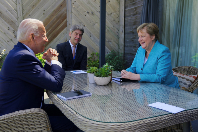 Președintele american Joe Biden, în timpul unei întrevederi cu Angela Merkel, cancelarul Germaniei. Sursă Foto: President Joe Biden @POTUS  · Oficial guvernamental