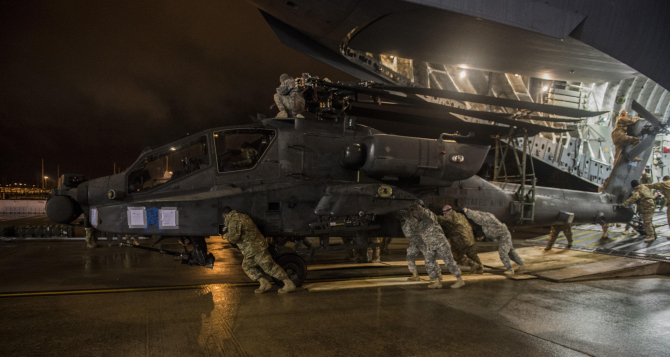 Boeing AH-64 Apache, sursă foto: Guvernul Statelor Unite ale Americii