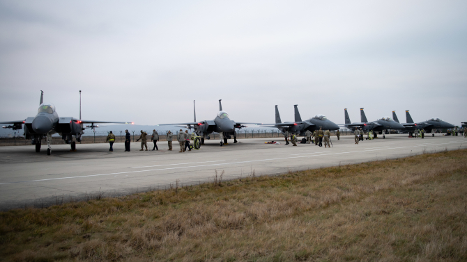 Avioane americane F-15 dislocate la Câmpia Turzii. Sursă foto: U.S. Air Force