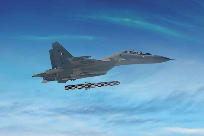 Avion de vânătoare Su-30MKI aflat în serviciul de luptă al Forțelor Aeriene Indiene.