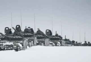 Tancuri ale Forţelor Armate Ruse în timpul exerciţiilor militare Allied Resolve-2022.
