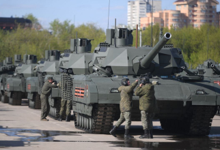 Tancuri rusești de tip T-14 Armata