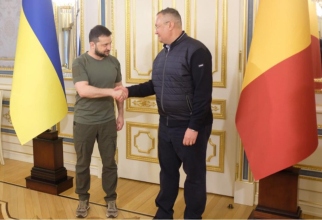 Premierul român Nicolae Ciucă, primit la Kiev de către președintele Ucrainei, Volodimir Zelenski. Sursă foto: Guvernul României