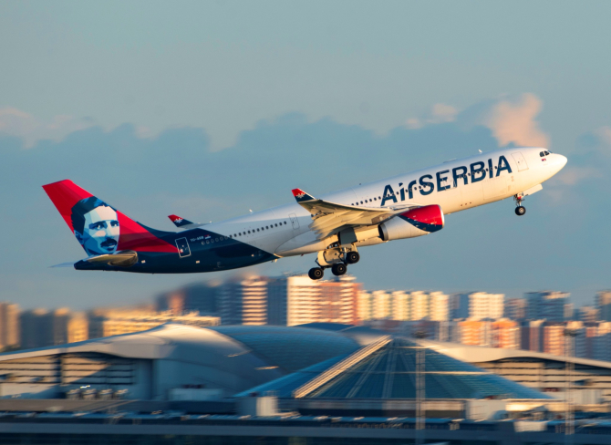 Sursă foto: Air Serbia