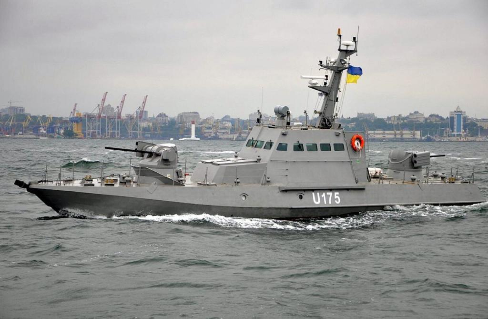 Vice visual while Rușii intenționează să folosească navele capturate în Ucraina pentru paza  porturilor Mariupol și Bediansk | DefenseRomania.ro
