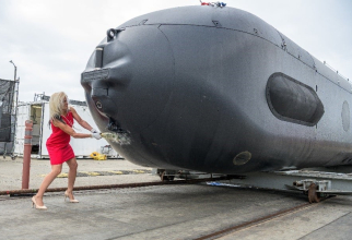 Lansarea dronei submarin Orca, sursă foto: U.S. Navy