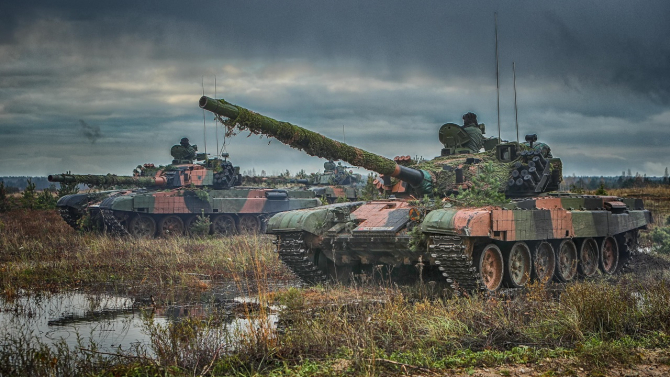Foto: PT-91 ”Twardy” (o îmbunătățire poloneză a modelului T-72M1)