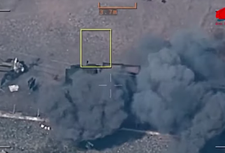 Atac al Azerbaidjanului cu o dronă TB2 asupra forțelor armene în Nagorno-Karabah. Foto: Captură video Ministerul Apărării de la Baku