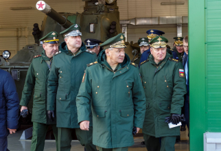 Foto: ministrul Serghei Șoigu și gen. Aleksandr Lapin (dreapta) / ministerul rus al apărării, facebook