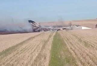 Avion de tip Su-24 rus prăbușit
