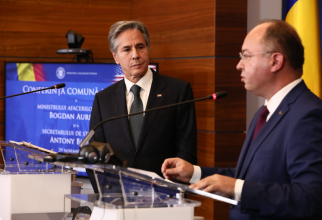 Antony Blinken, secretarul de stat al SUA, în timpul unei conferințe cu omologul său român Bogdan Aurescu. Foto: MAE