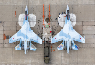Avioane rusești de tip Su-35