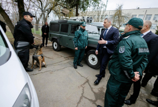 Cancelarul austriac Karl Nehammer, în vizită în Bulgaria, inspectând frontierele UE. Foto: Karl Nehammer @OfficialFacebook
