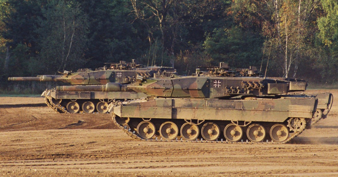 2. Tancuri ge... (leopard-2-a5_94878300.jpg)