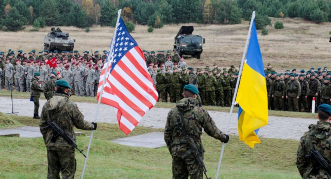 U.S. Army Europe and Africa (USAF) a participat la exercițiul Rapid Trident 21 în perioada 20 septembrie - 1 octombrie 2021 la Centrul internațional de securitate pentru menținerea păcii de lângă Yavoriv, Ucraina. Sursa Foto: U.S. Army.