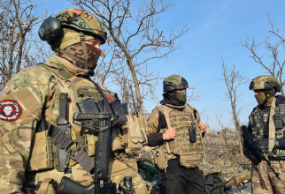 Mercenari ai PMC Wagner Group în Bakhmut. Sursa Foto: RIA Novosti
Mercenarii ruși din cadrul PMC Wagner au redus numărul de atacuri asupra Bakhmut. Acest lucru înseamnă că atacul asupra orașului se apropie de punctul culminant.