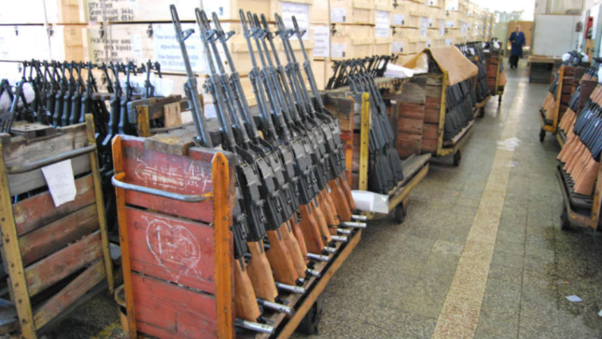 Arme de calibru mic produse de compania sârbă Zastava.