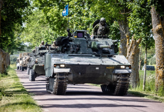 Mașini de luptă ale infanteriei CV90 din dotarea Suediei. Foto: EDR Magazine