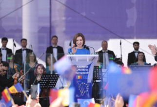 "Locul Republicii Moldova e în UE. Europa este mai multă decât o lozincă politică, e un mod de viaţă", a declarat preşedinta Maia Sandu în deschiderea mitingului "Moldova Europeană" de la Chişinău. 