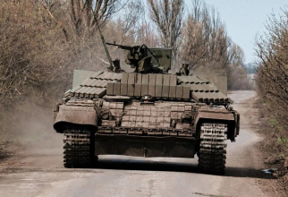 Tancul T-64 a fost transformat într-un vehicul de luptă pentru infanterie / foto t.me/zloyodessit