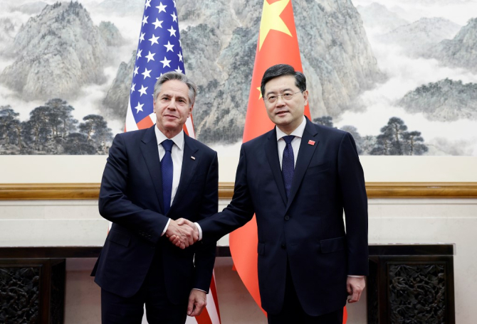 Secretarul de stat al SUA Antony Blinken și ministrul chinez de externe Qin Gang / twitter, Hua Chunying