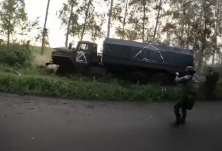 Ceceni partizani care luptă împotriva Rusiei prind în ambuscadă la Belgorod, teritoriul rus, un camion militar al Armatei ruse. Foto: GUR
