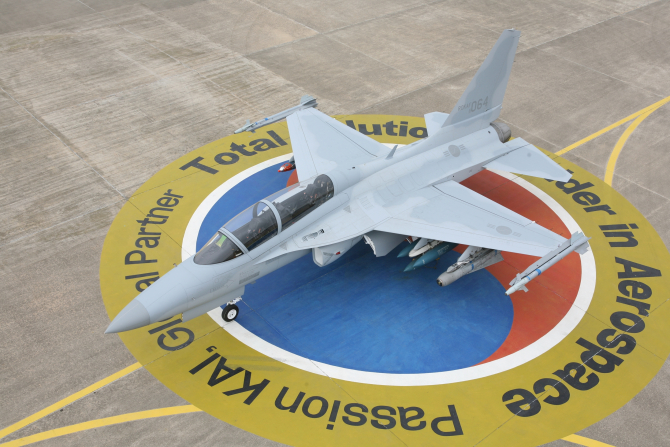 FA-50 / Korea Aerospace Industries, flickr