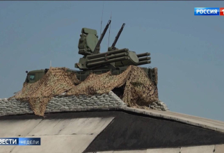 Postul propagandistic rus de televiziune Russia 24 a difuzat recent imagini care arată sisteme Pantsir amplasate pe o râpă de beton armat.