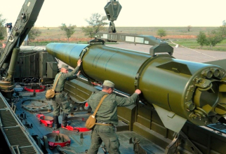Pregătirea lansării unei rachete balistice. Sursa foto: Ministerul rus al Apărării.