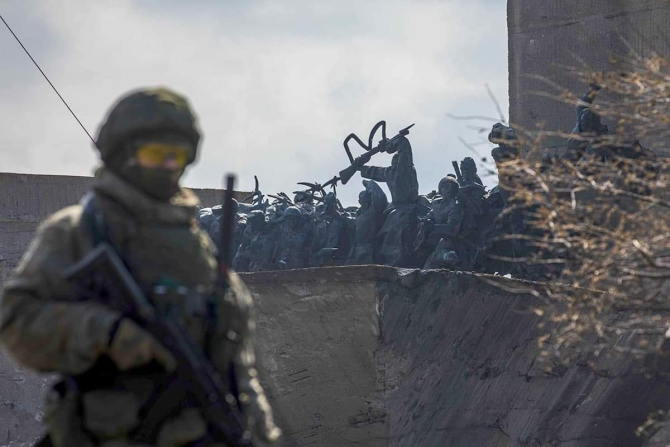 Militar rus, în timpul unor exerciții efectuate înainte de startul invaziei din Ucraina / Armata Rusă, facebook, ministerul apărării