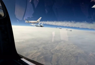 Aeronava prezidențială a lui Putin, însoțită de patru avioane de luptă Su-35S