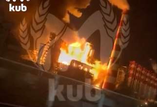 Rafinărie rusă cuprinsă de flăcări / Captură video