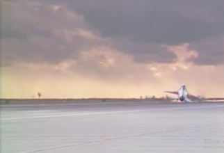 Prima decolare a unui F-16, pe 20 ianuarie 1974, prototipul fiind la un pas de prăbușire la decolare. Foto: Captură video Lockheed Martin