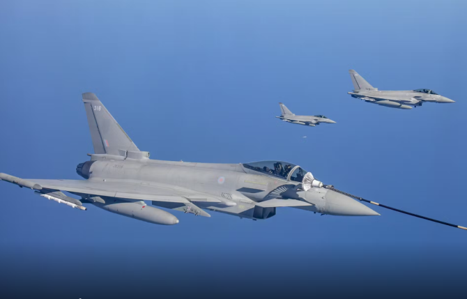 Avioane de luptă Eurofighter Typhoon în cadrul unui exercițiu în 2020 desfășurat de Marea Britanie. Photo source: British Crown via UK Defence Journal