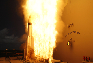Rachetă SM-3 din sistemul Aegis, lansată de pe USS Lake Erie  / US Navy