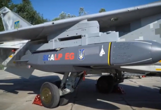 Rachetă SCALP EG sub aripa bombardierului ucrainean Su-24M. August 2023. Sursa foto: captură material video realizat de jurnalistul ucrainean Ihor Smilianski.